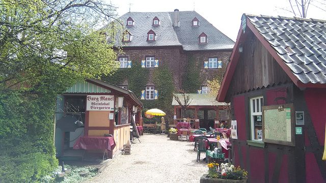 BurgMauel.jpg
