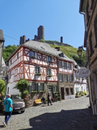 Bacharach23.jpg