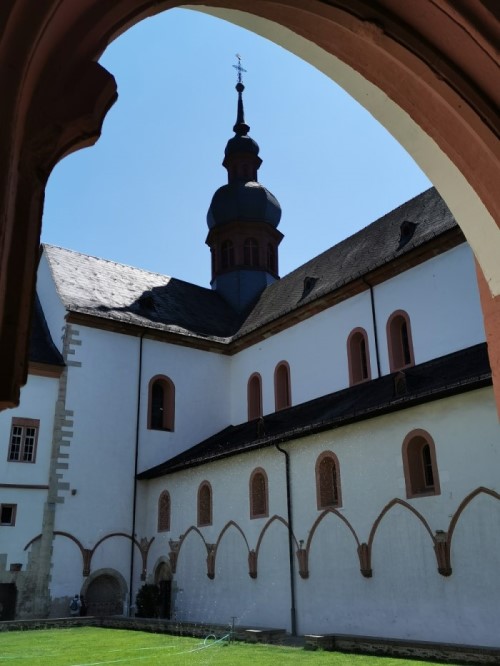 Bacharach36.jpg