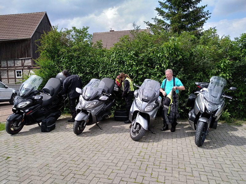 YAngekommen.jpg
